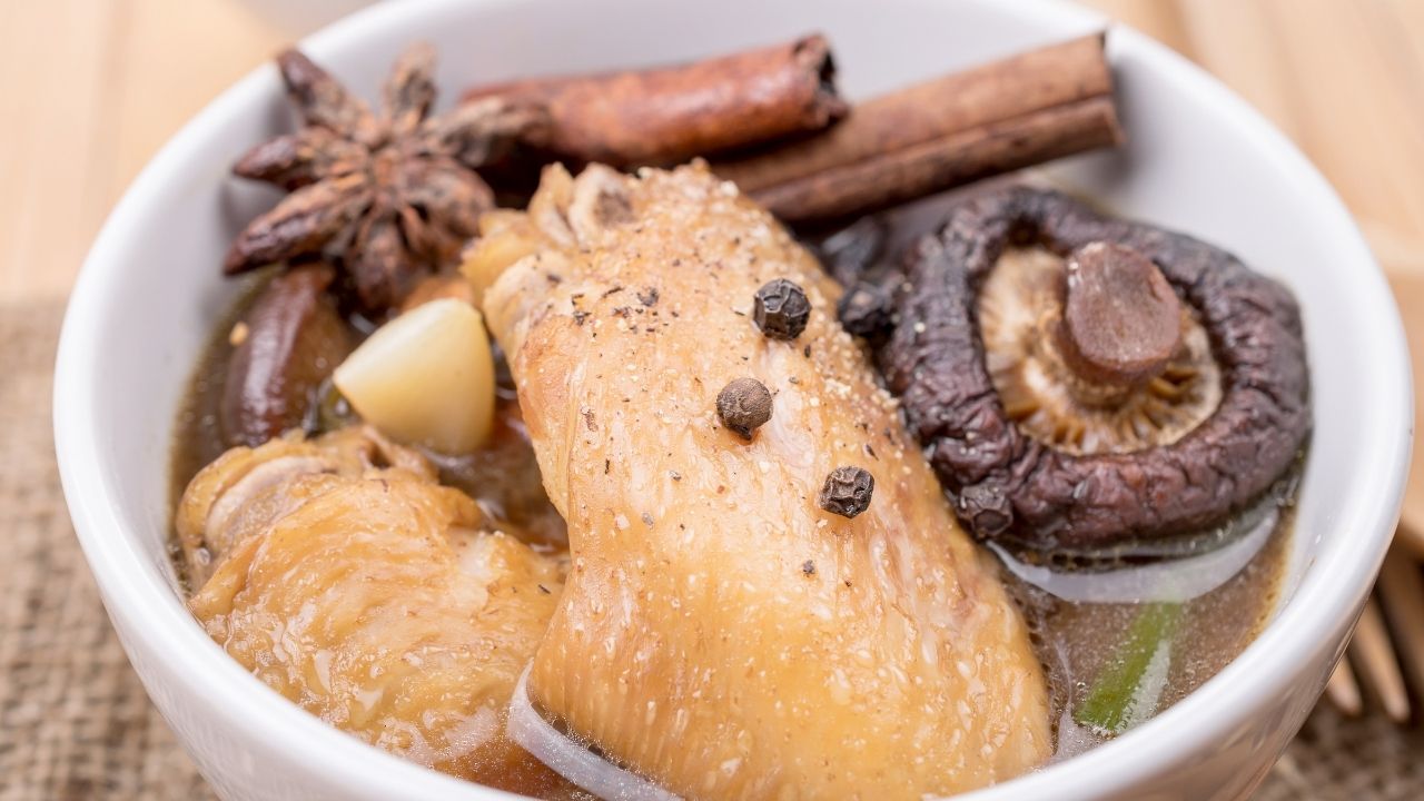 Thói quen uống canh trước bữa ăn của người Trung Quốc